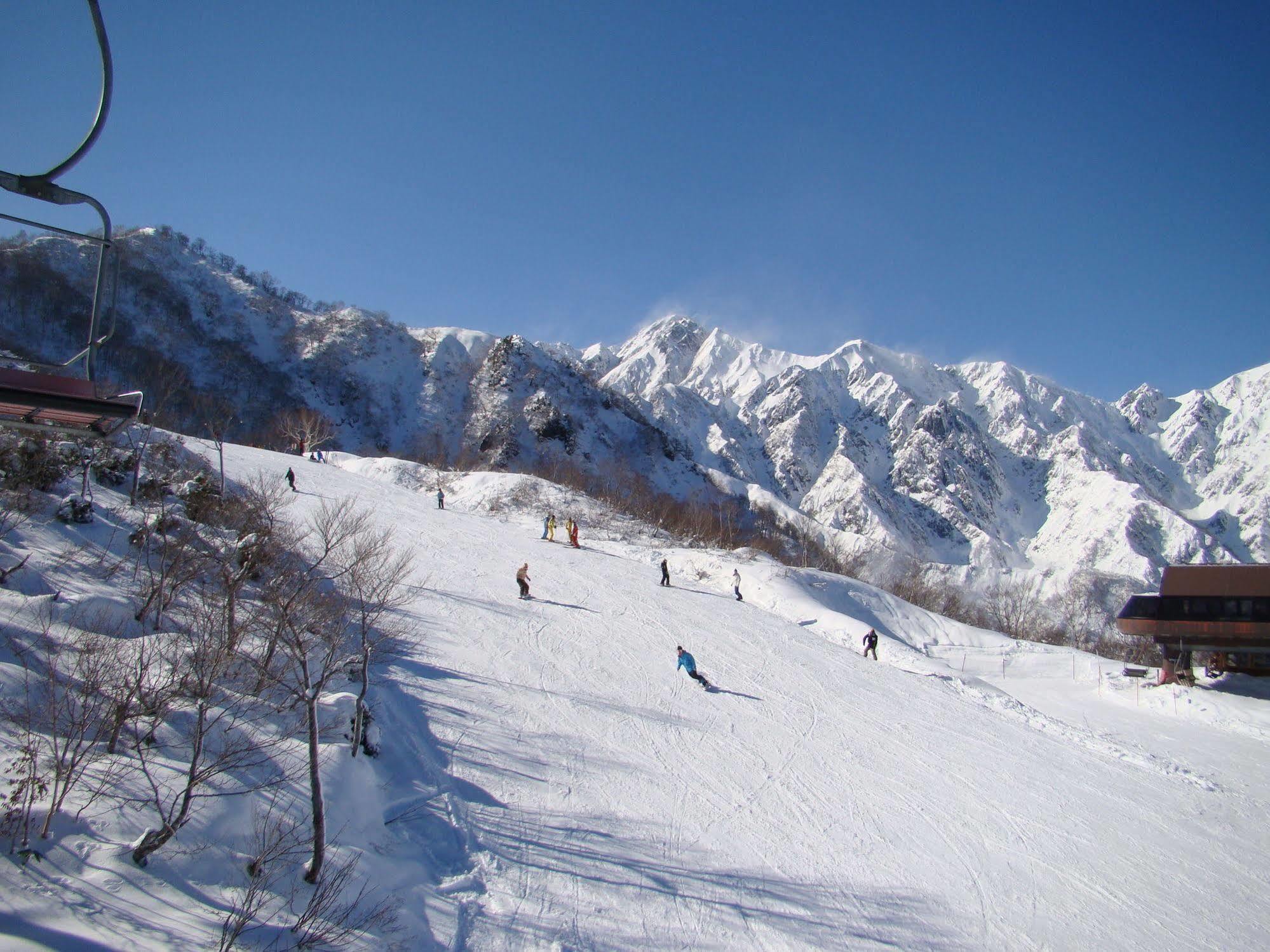 Hakuba Goryu Pension Kurumi Eksteriør billede